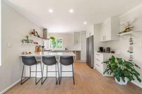 Photo of property in 7 Carlow Grove, Birchville, Upper Hutt, 5018