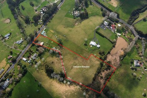 Photo of property in 141 Tawa Road, Kumeu, 0891