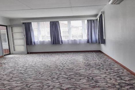 Photo of property in 95 Hillsborough Road, Hillsborough, Auckland, 1042