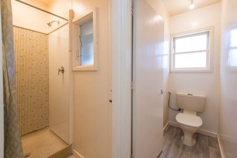 Photo of property in 201 Memorial Avenue, Burnside, Christchurch, 8053