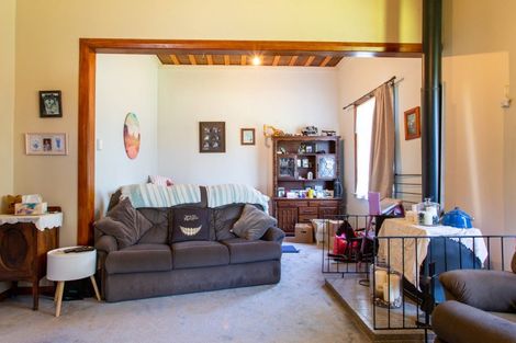 Photo of property in 25 Ruahine Street, Dannevirke, 4930