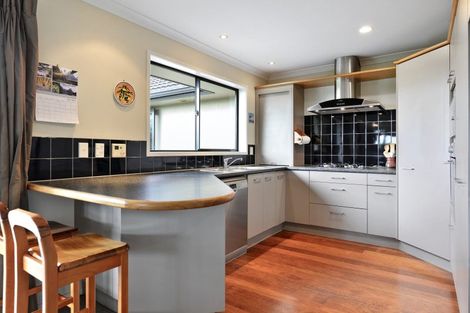 Photo of property in 12 Peninsula Point, Huntington, Hamilton, 3210