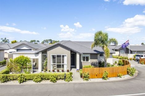 Photo of property in 1 Catamaran Way, Papamoa Beach, Papamoa, 3118