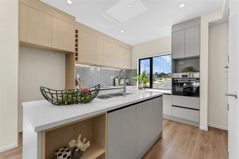 Photo of property in 20 Piringa Road, Pukekohe, 2120