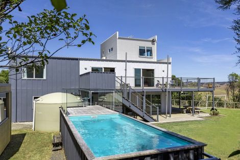 Photo of property in 144 Maungatawhiri Road, Raglan, 3295