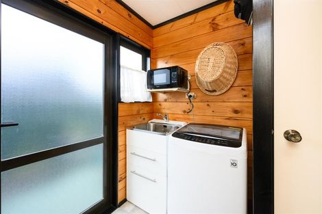 Photo of property in 1 Oldfield Place, Bulls, 4818