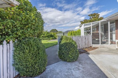Photo of property in 8 Fatima Street, Redwood, Christchurch, 8051