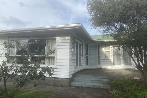 Photo of property in 1 Watson Drive, Paraparaumu Beach, Paraparaumu, 5032