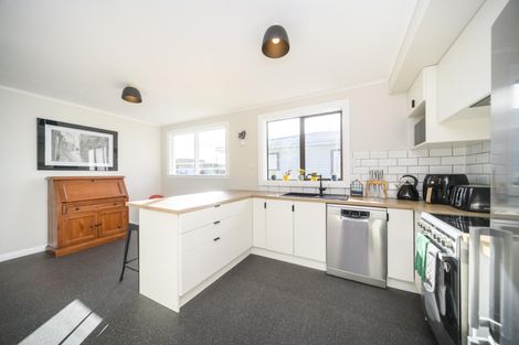 Photo of property in 27 Monmouth Street, Feilding, 4702