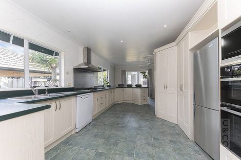 Photo of property in 34 Hugh Green Drive, Pinehill, Auckland, 0632