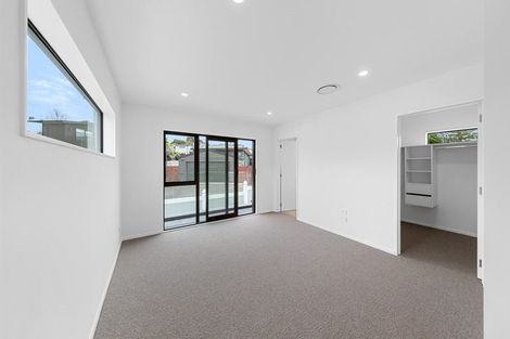 Photo of property in 41 Golf Road, New Lynn, Auckland, 0600