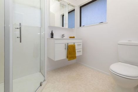 Photo of property in 14 Cullen Place, Tawa, Wellington, 5028