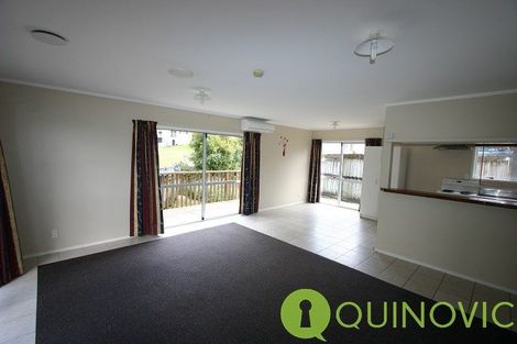 Photo of property in 2/23 Luckens Road, West Harbour, Auckland, 0618