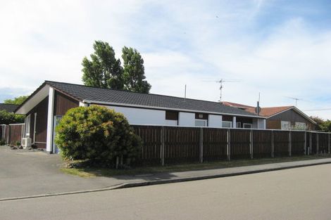 Photo of property in 6 Raekura Place, Redcliffs, Christchurch, 8081