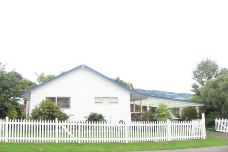 Photo of property in 76 Field Street, Silverstream, Upper Hutt, 5019