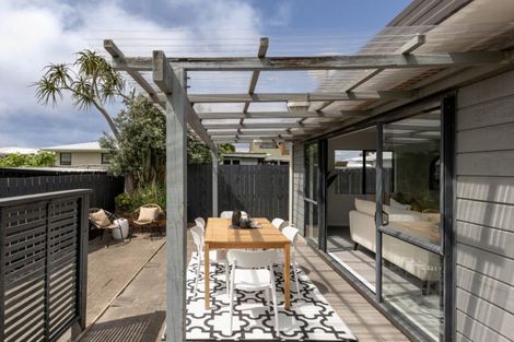 Photo of property in 579b Maunganui Road, Mount Maunganui, 3116