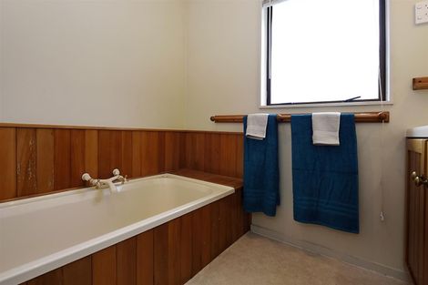 Photo of property in 1 Clovelly Street, Atawhai, Nelson, 7010