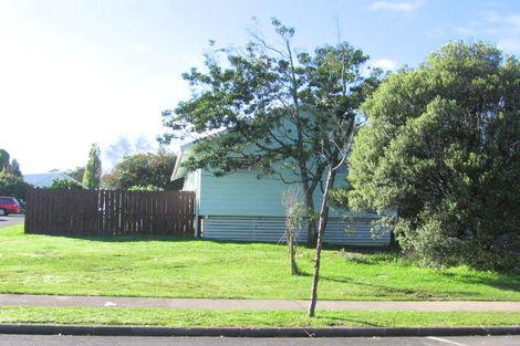 Photo of property in 7 Keri Anne Place, Goodwood Heights, Auckland, 2105
