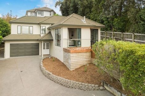 Photo of property in 19 Pannill Place, Oteha, Auckland, 0632