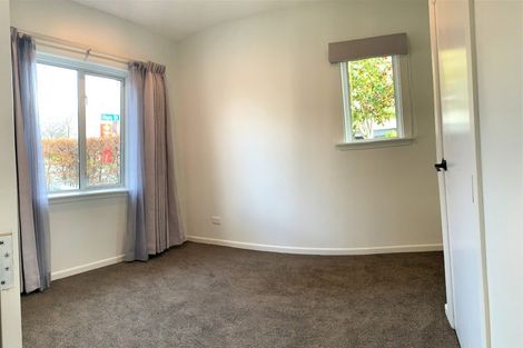 Photo of property in 26 Memorial Avenue, Ilam, Christchurch, 8053