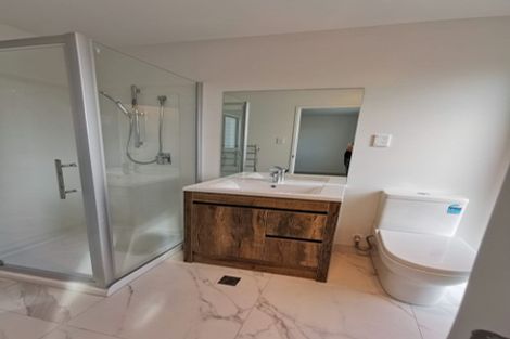 Photo of property in 1/17 Woodford Avenue, Henderson, Auckland, 0610