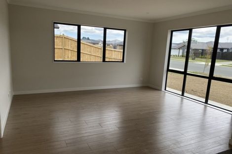 Photo of property in 14 Loader Place, Pokeno, 2402