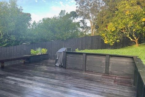 Photo of property in 1/41 Ravenwood Drive, Forrest Hill, Auckland, 0620