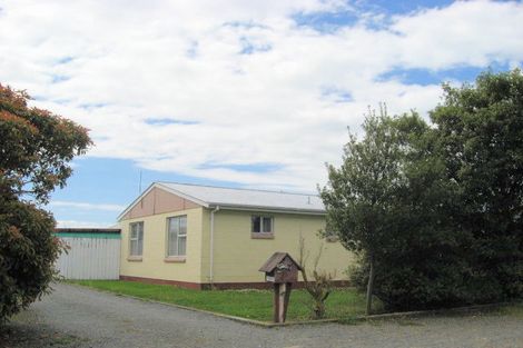 Photo of property in 14 Petries Road, Woodend, 7610