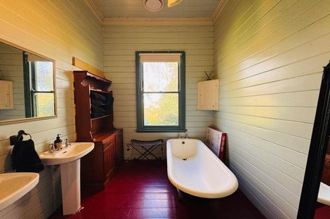 Photo of property in 277 Kaimatarau Road, Rongotea, Palmerston North, 4473