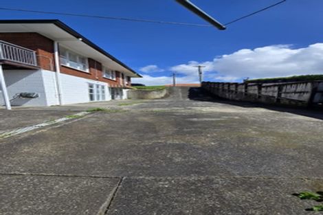 Photo of property in 12 Ruawai Road, Mount Wellington, Auckland, 1060