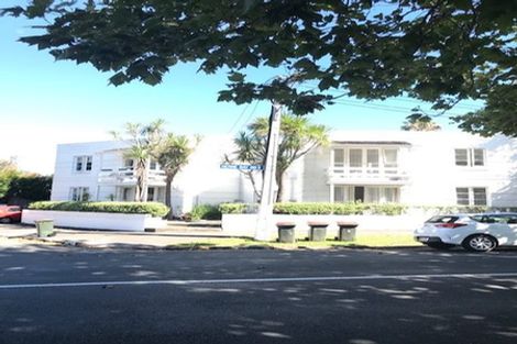 Photo of property in 3/2 Herne Bay Road, Herne Bay, Auckland, 1011