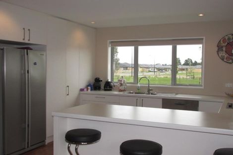 Photo of property in 17 Faringdon Boulevard, Rolleston, 7615