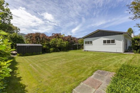 Photo of property in 29 Kohekohe Road, Waikanae, 5036