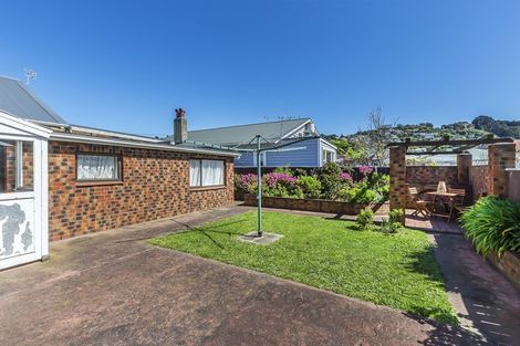 Photo of property in 102 Yule Street, Lyall Bay, Wellington, 6022