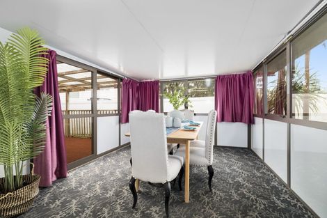Photo of property in 40 Tudor Road, Henderson, Auckland, 0610