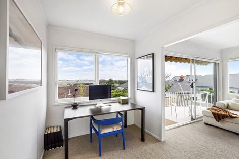 Photo of property in 4/134 Calliope Road, Stanley Point, Auckland, 0624