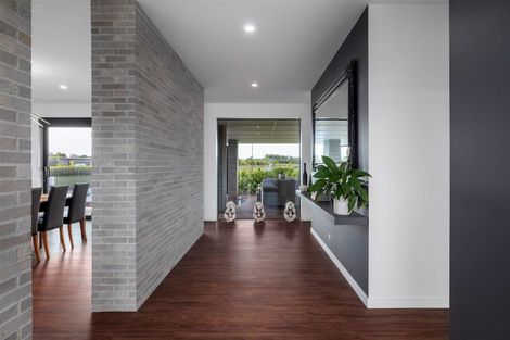 Photo of property in 22 Penberley Road, Prebbleton, 7676