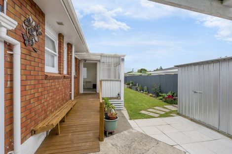 Photo of property in 7 Mersey Street, Levin, 5510