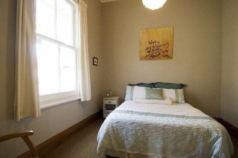 Photo of property in 98 Milton Road, Bluff Hill, Napier, 4110