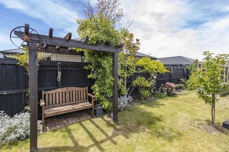 Photo of property in 11 Pajet Street, Marshland, Christchurch, 8083