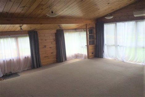 Photo of property in 2 Bata Place, Pomare, Rotorua, 3015