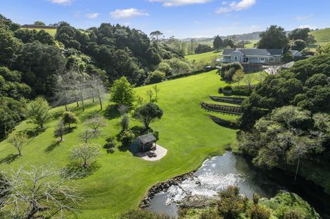 Photo of property in 94 Fitzpatrick Road, Brookby, Manurewa, 2576