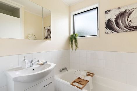 Photo of property in 4 Bain Place, Bucklands Beach, Auckland, 2014