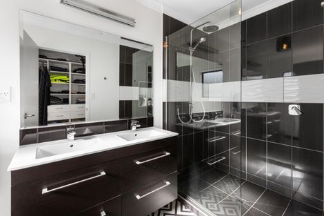 Photo of property in 28 Riverview Road, Huntly, 3700