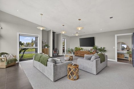 Photo of property in 12d Takiroa Street, Urenui, 4375