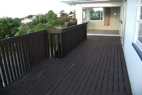 Photo of property in 17 Rakino Avenue, Manly, Whangaparaoa, 0930