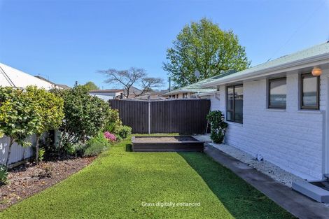 Photo of property in 1/450a Harewood Road, Harewood, Christchurch, 8051