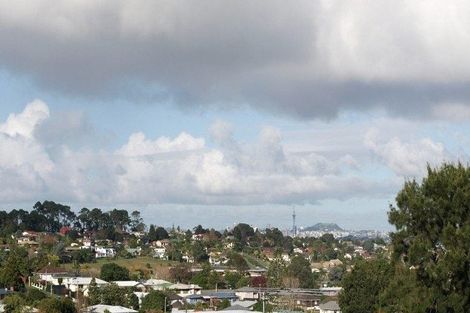 Photo of property in 3 Erica Road, Sunnynook, Auckland, 0620