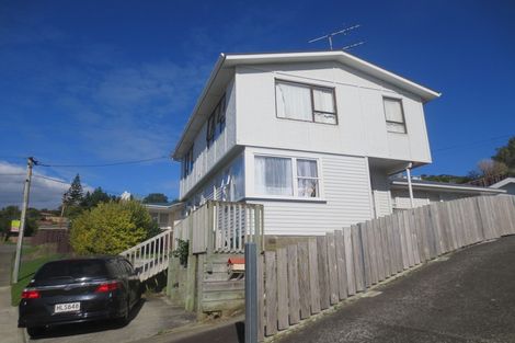 Photo of property in 60 Beazley Avenue, Paparangi, Wellington, 6037