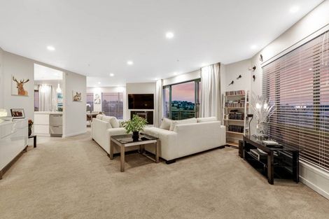 Photo of property in 31 Waterside Crescent, Gulf Harbour, Whangaparaoa, 0930